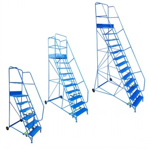 Industrial Mobile Access Steps 700mm Wide
